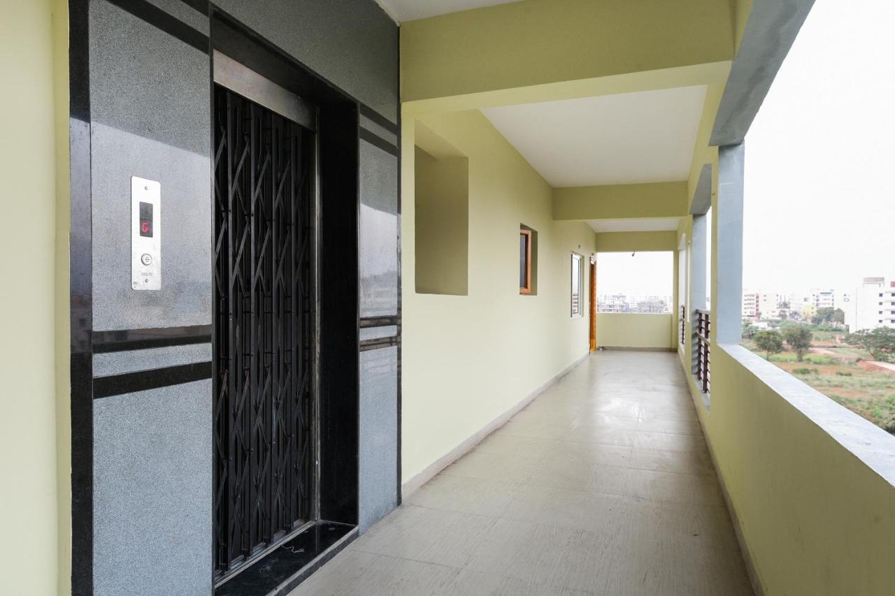 Oyo 26234 Annapurna Nilayam Hotel Vijayawada Ngoại thất bức ảnh