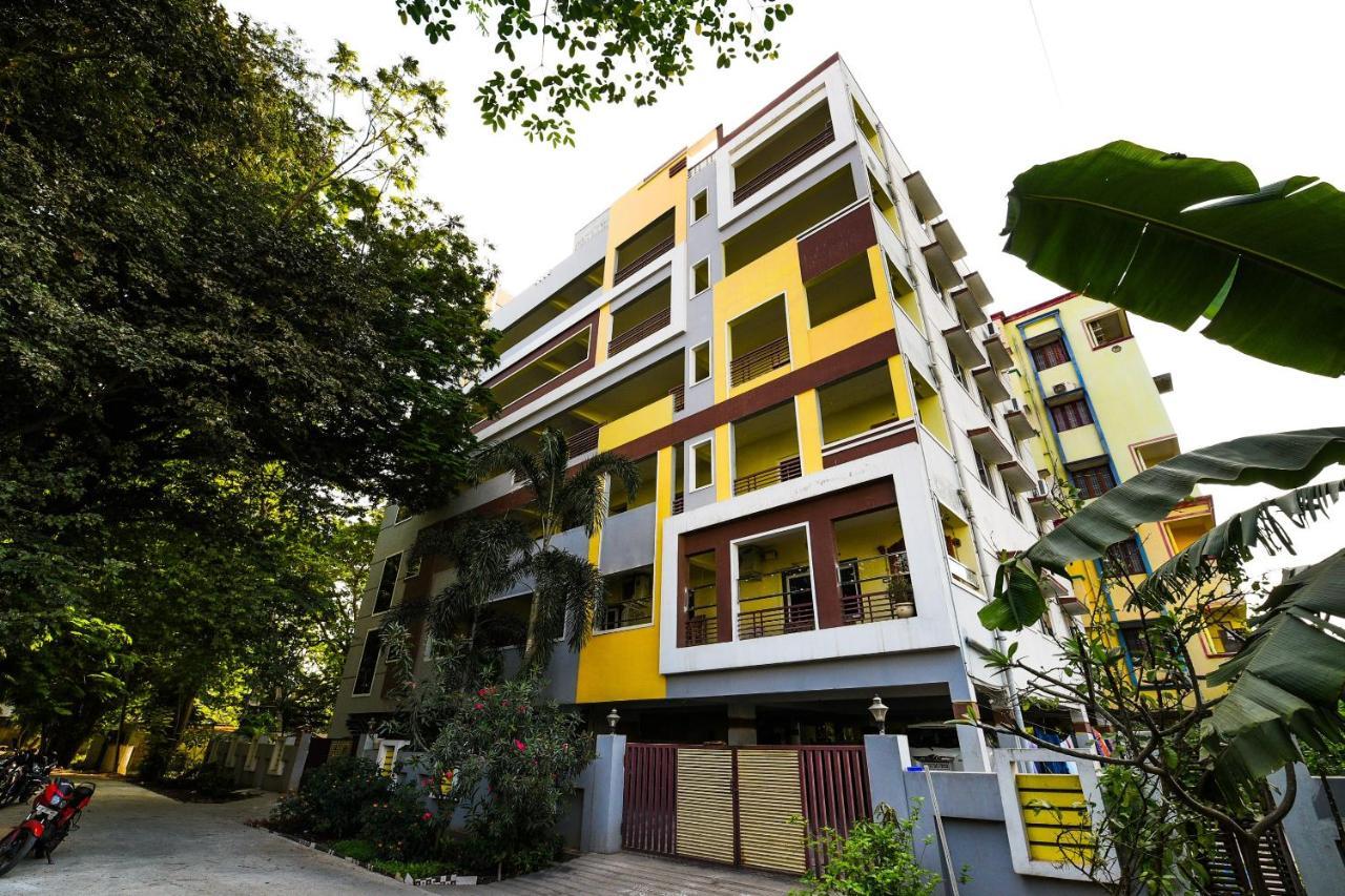 Oyo 26234 Annapurna Nilayam Hotel Vijayawada Ngoại thất bức ảnh