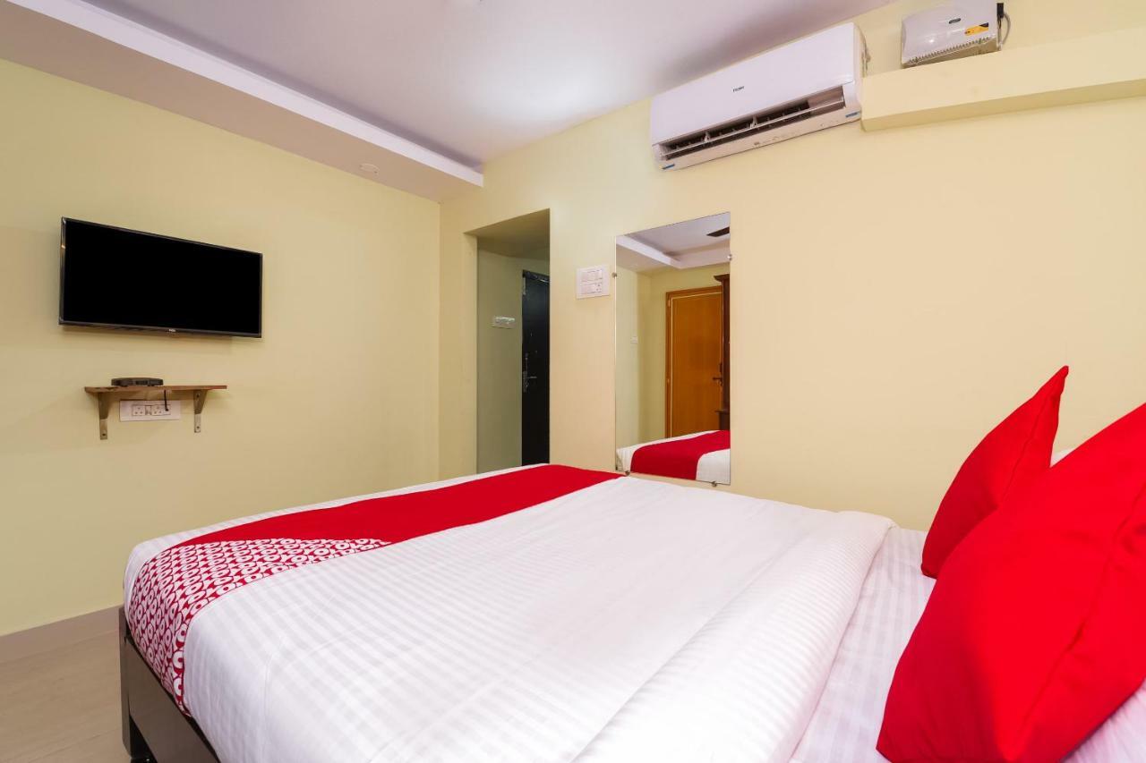Oyo 26234 Annapurna Nilayam Hotel Vijayawada Ngoại thất bức ảnh
